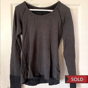 ✨SOLD✨Lululemon Reversible Long Sleeve